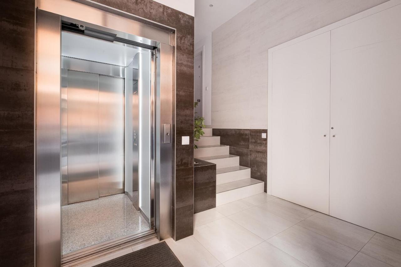 Spacious Penthouse With Private Terrace Valence Extérieur photo