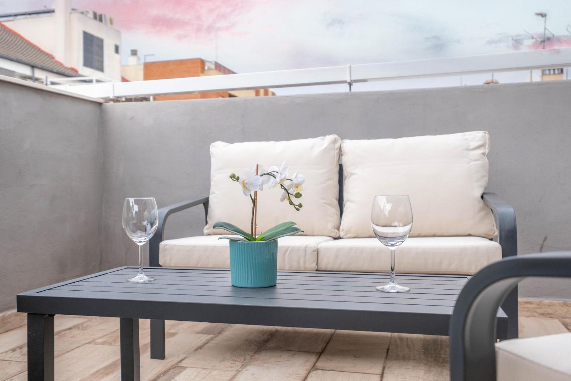 Spacious Penthouse With Private Terrace Valence Extérieur photo