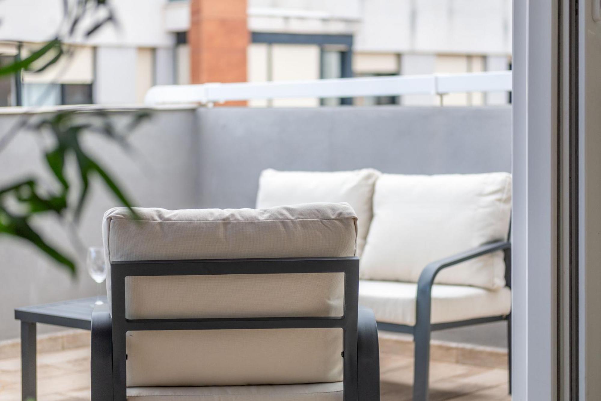 Spacious Penthouse With Private Terrace Valence Extérieur photo