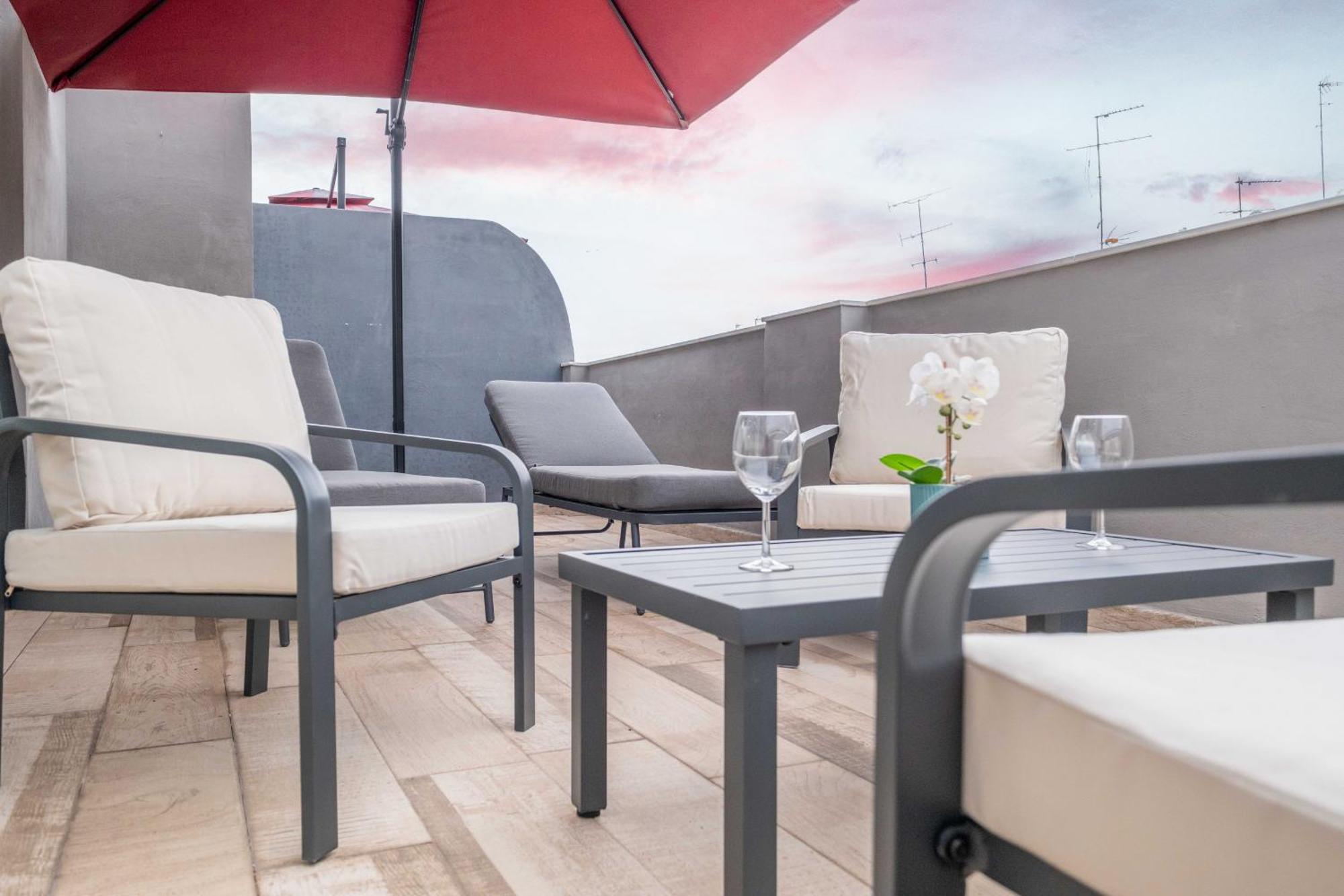 Spacious Penthouse With Private Terrace Valence Extérieur photo